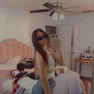 Meet your Posher, Cathy